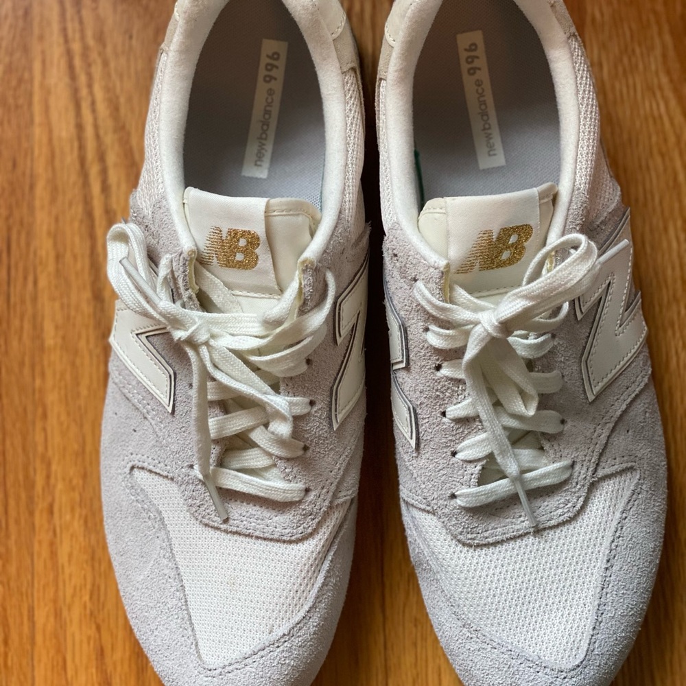 New Balance 996 Grey Sneakers